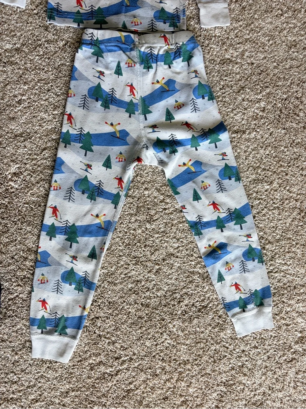 Hanna Andersson Ski Mountain Print Pajama Set